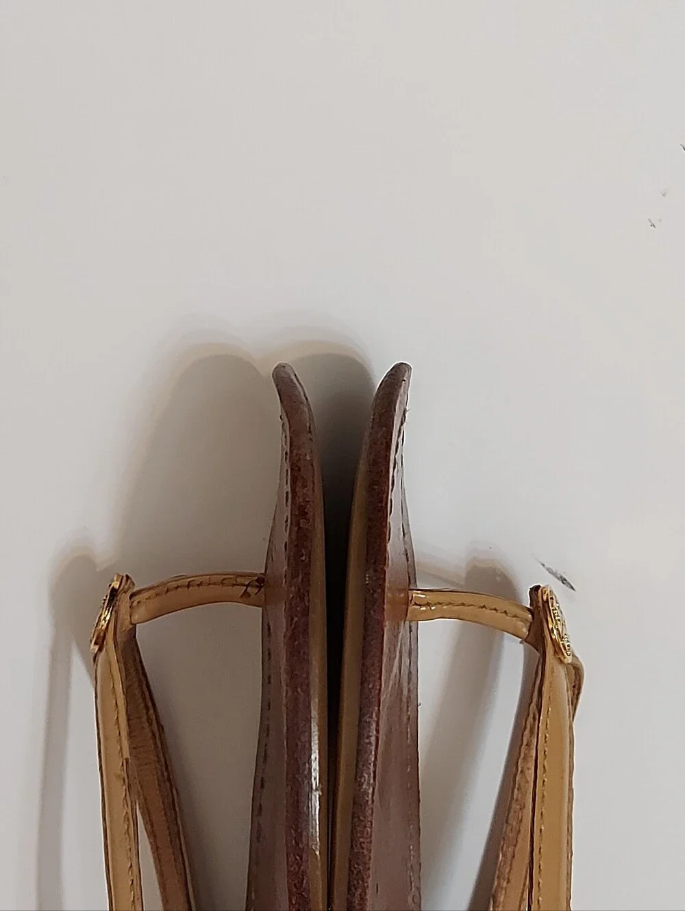 Tory Burch Brown Leather Flip Flop Sandals with Tan Straps and Gold Medallion